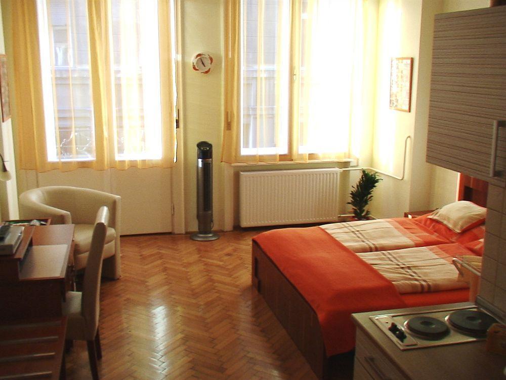 Paprika Apartment Studio Budapest Luaran gambar
