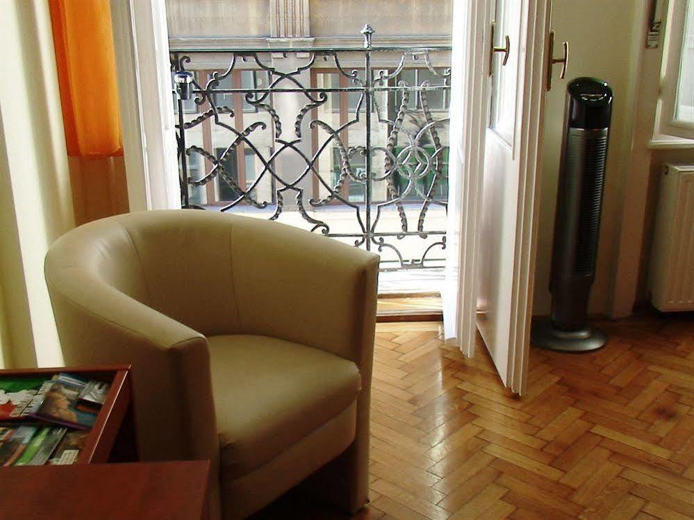 Paprika Apartment Studio Budapest Luaran gambar